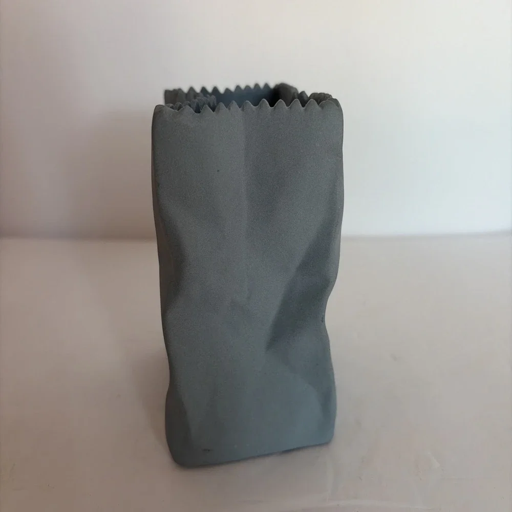 Rosenthal Grey Paper Bag Vase Tutenvase Tapio Wirkkala Design Germany 4.25